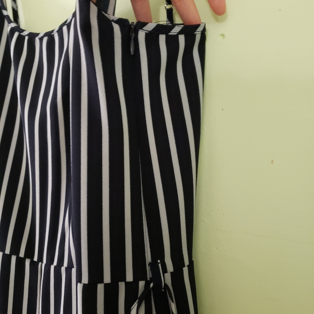 Striped jump suit - Picture 3 of 6